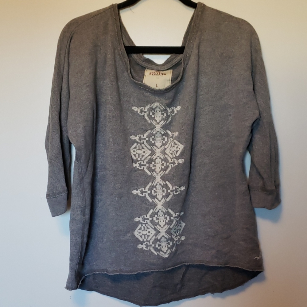 Hollister Oversized 3/4 Sleeve Sweatshirt